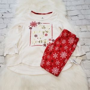 Christmas Long sleeve shirt and leggings set. Snow